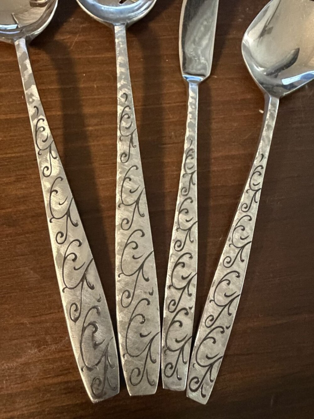 Vintage EPIC Stainless Flatware Set Urban Pattern 4-Piece Includes Serving & Din
